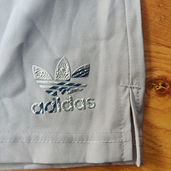 COPY - Brand New Adidas Original Mens gray Shorts - Picture 5 of 6